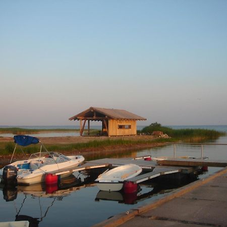 Vaibla Holiday Center Bagian luar foto