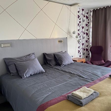Vaibla Holiday Center Bagian luar foto