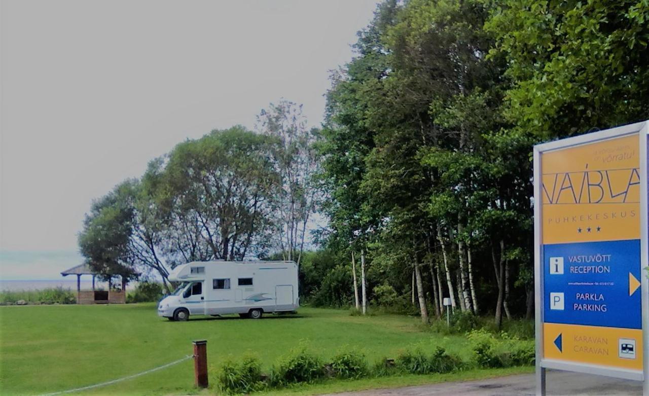 Vaibla Holiday Center Bagian luar foto
